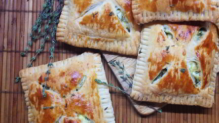 Рецепт Мини-пирогов с сырно-творожной начинкой