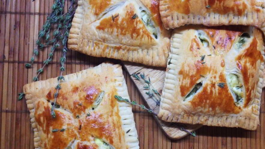 Рецепт мини-пирогов с сырно-творожной начинкой