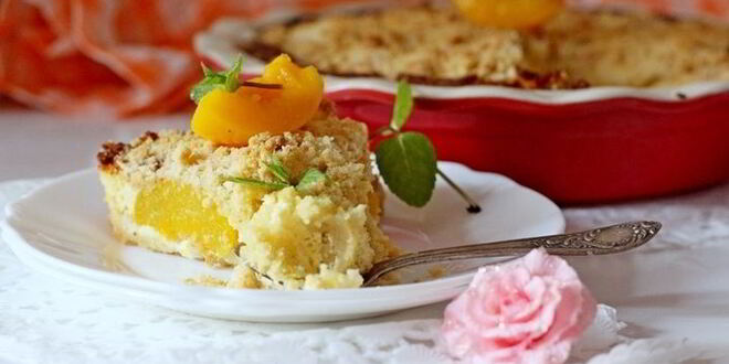Рецепт насыпного пирога с персиками