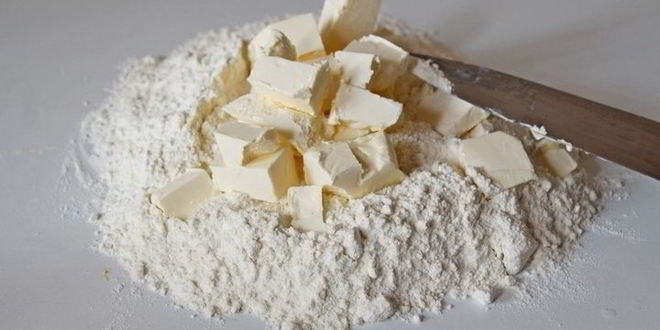 Рецепт насыпного пирога с персиками