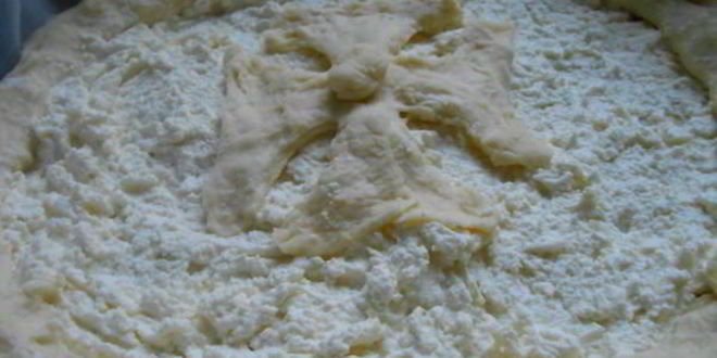 Рецепт открытого пирога с брынзой и творогом