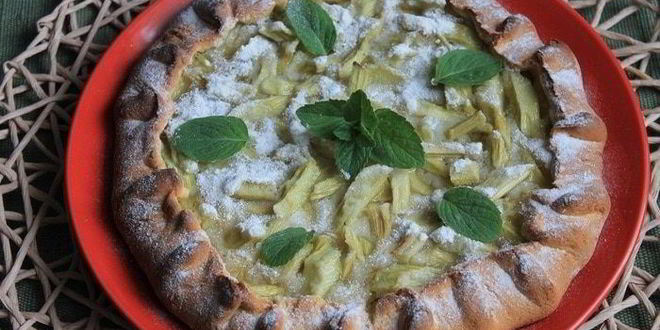 Рецепт открытого пирога с ревенем