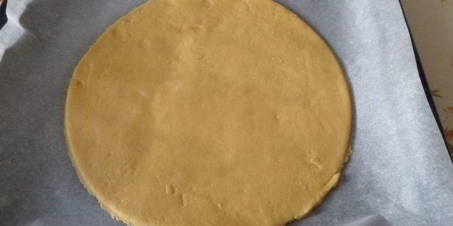 Рецепт открытого пирога с ревенем