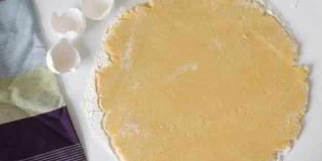 Рецепт песочного пирога со смородиной