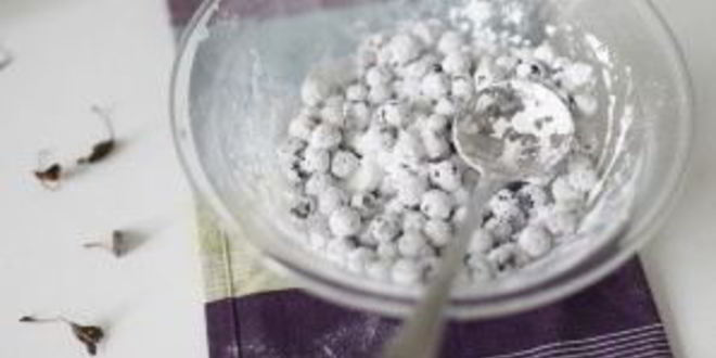 Рецепт песочного пирога со смородиной