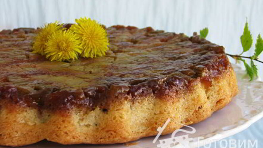 Рецепт пирога-перевертыша с ревенем и кардамоном