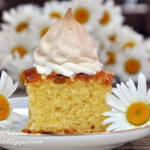 Рецепт Пирога с абрикосовым джемом и безе