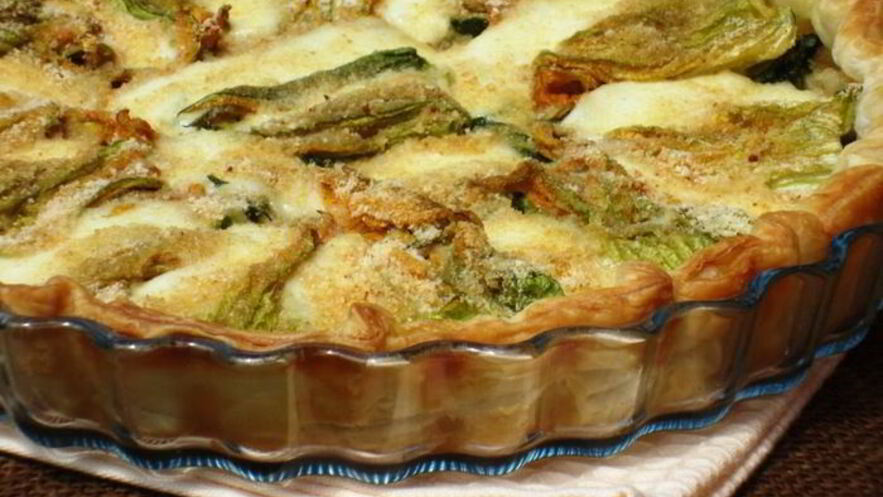 Рецепт пирога с цветками цукини и моцареллой