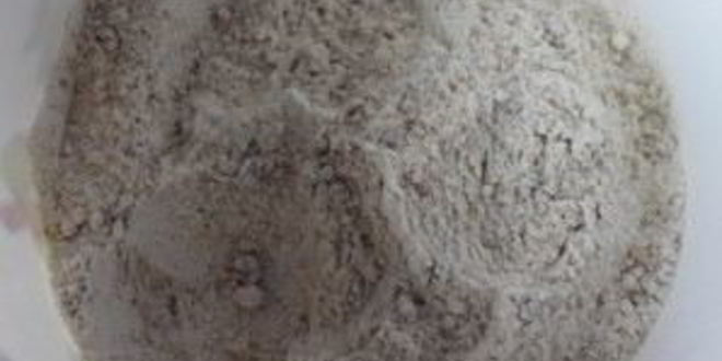 Рецепт постного пирога на чае с вареньем