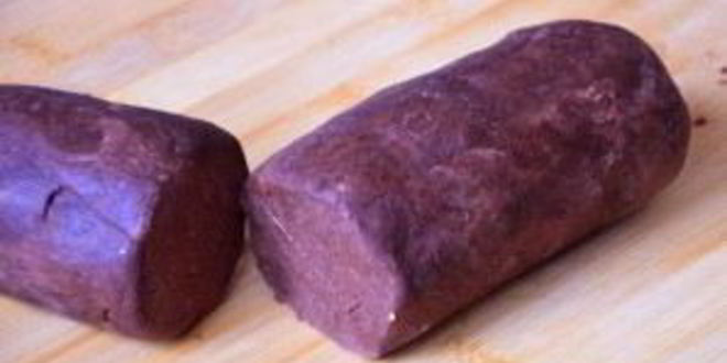 Рецепт шоколадного пирога с творогом и вишней