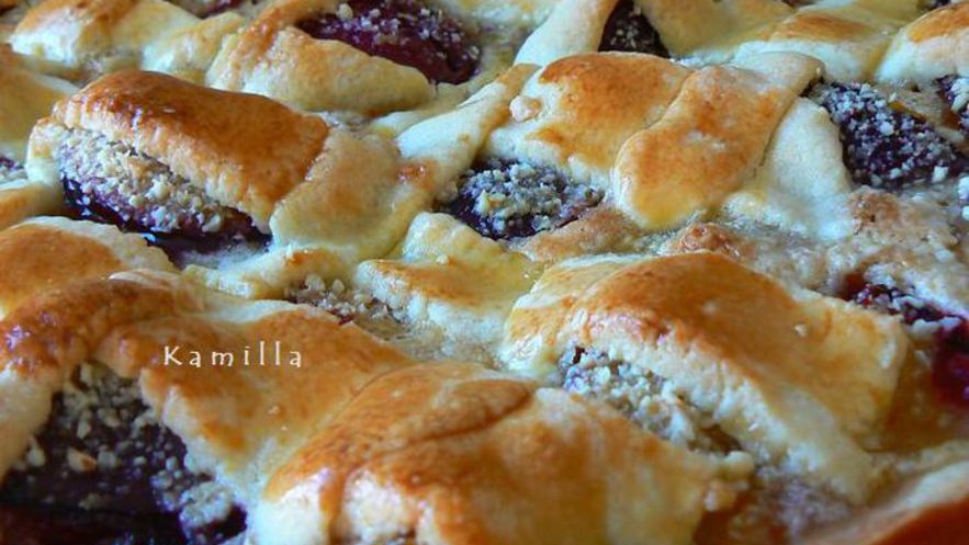 Рецепт сливового пирога с решеткой