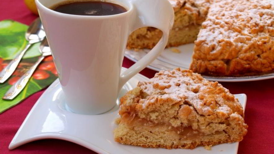 Рецепт тертого яблочного пирога