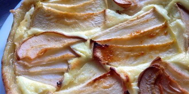 Рецепт яблочно-грушевого пирог с творогом на песочной основе осенняя парочка