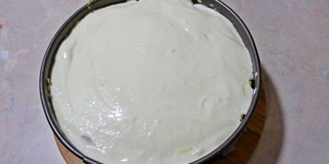 Рецепт заливного пирога с тушеной капустой