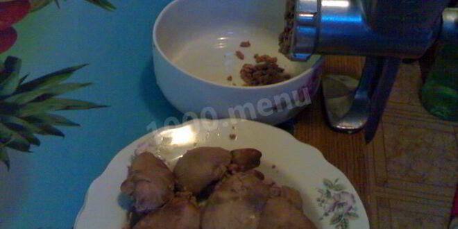 Рецепт быстрых дрожжевых пирожков с картошкой и печенью