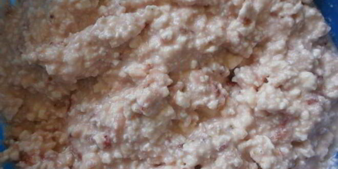 Рецепт дрожжевых пирожков с творогом и клубникой