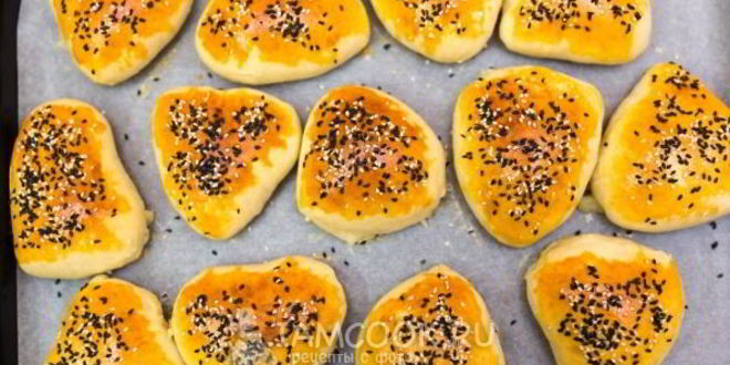 Рецепт духовых пирожков с картофелем и луком