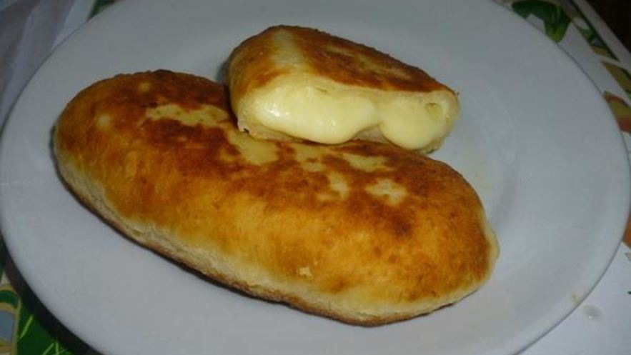 Рецепт картофельных пирожков с сыром