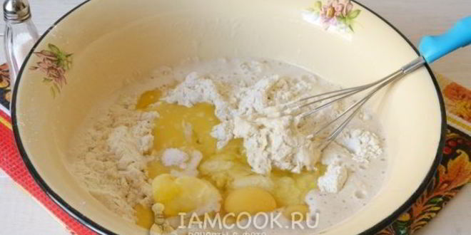 Рецепт печеных пирожков с мясом