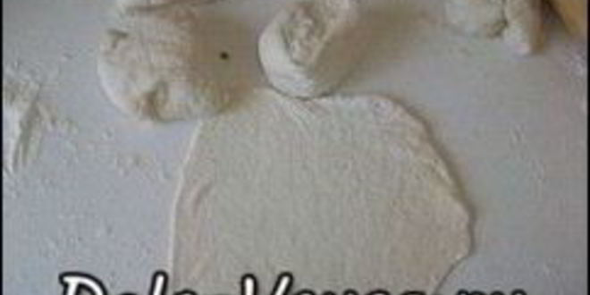 Рецепт пирожков из дрожжевого теста с яйцом, луком и рисом