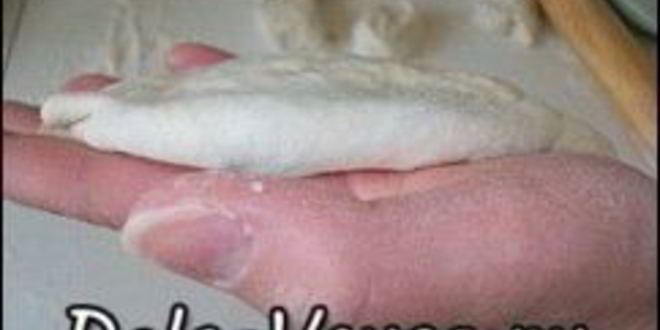 Рецепт пирожков из дрожжевого теста с яйцом, луком и рисом