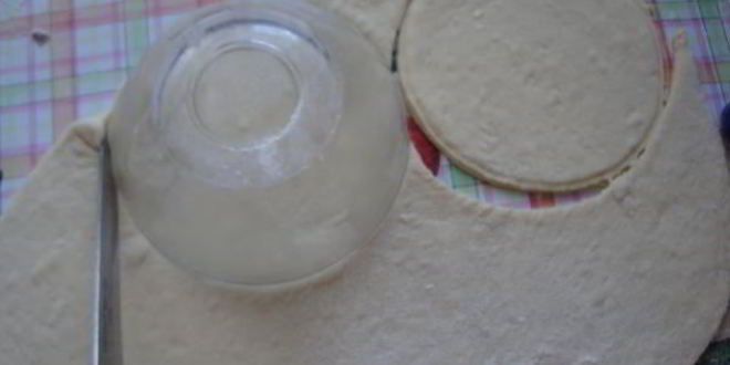 Рецепт пирожков на дрожжевом тесте с картошкой и капустой