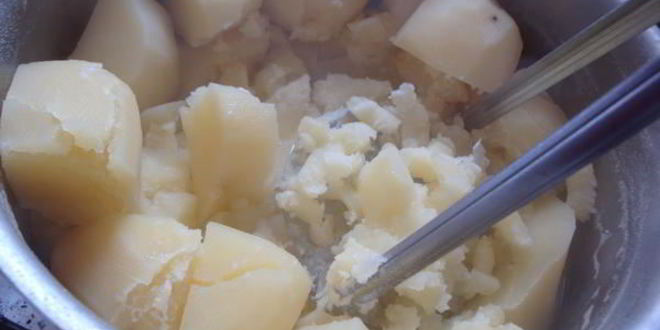 Рецепт пирожков на дрожжевом тесте с картошкой и капустой