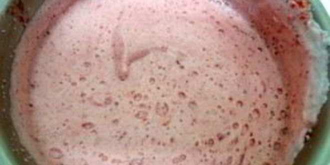 Рецепт пирожков с черникой из слоеного теста