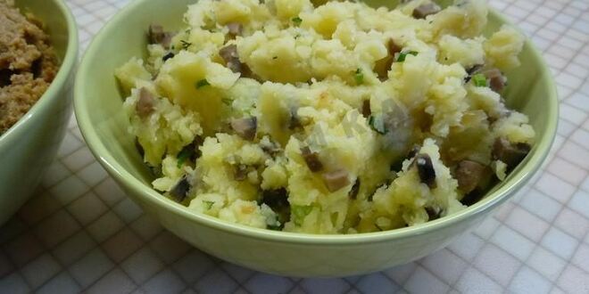 Рецепт пирожков с фаршем в духовке румяные хрюшки