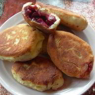 Рецепт Пирожков с вишней на сковороде