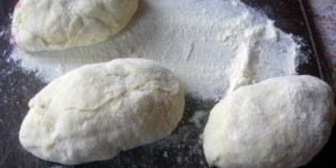 Рецепт пирожков с вишней на сковороде