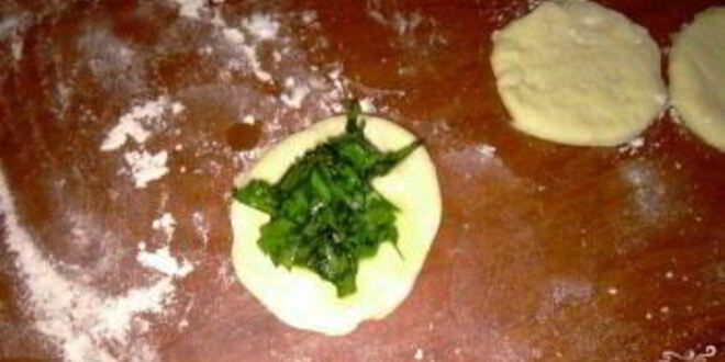 Рецепт пирожков со щавелем из дрожжевого теста