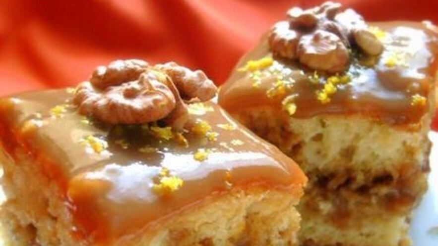 Рецепт апельсиновых бисквитных пирожных с кофейным кремом