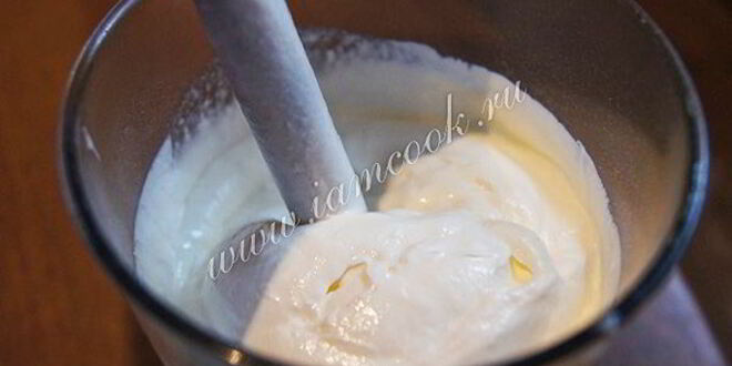 Рецепт бисквитных пирожных с клубничным кремом