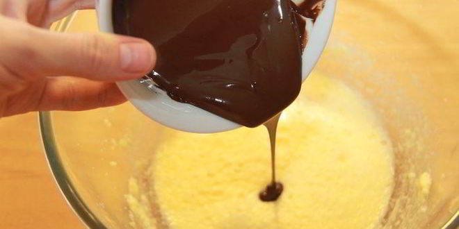 Рецепт брауни с вишней и миндалем