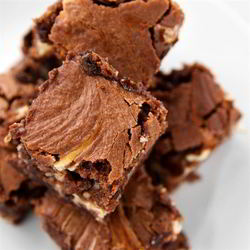 Рецепт Пасхальных шоколадных пирожных с грецкими орехами и апельсиновой цедрой