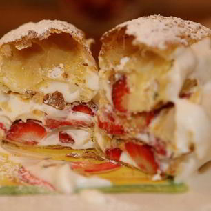 Рецепт Пирожного Клубничный наполеон