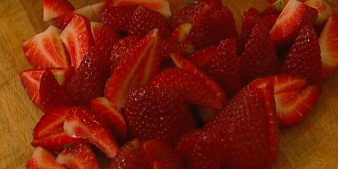 Рецепт пирожного клубничный наполеон