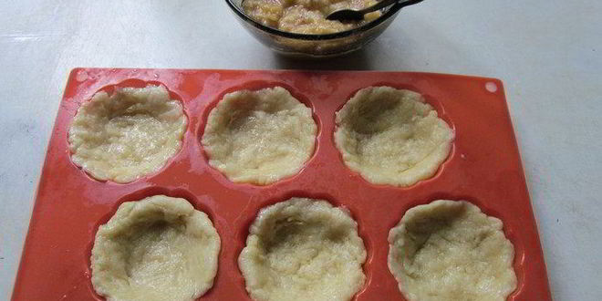 Рецепт пирожного с банановой начинкой и горьким шоколадом