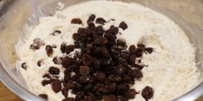 Рецепт пирожных с изюмом