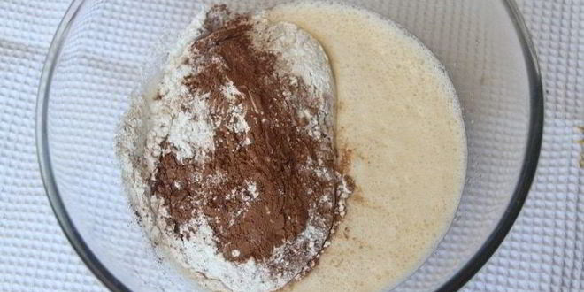 Рецепт шоколадного брауни с малиной