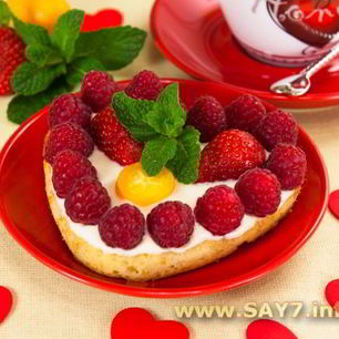 Рецепт Цитрусовых пирожных Валентинок с фруктами