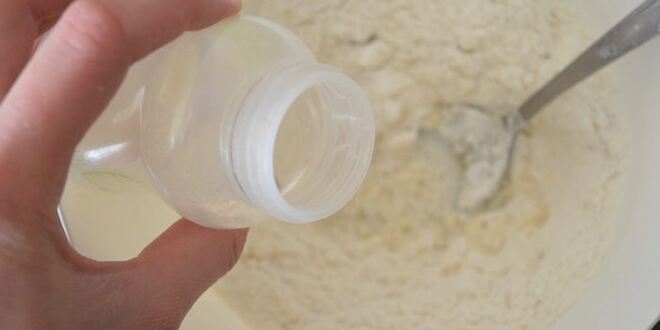 Рецепт чесночной пиццы с моцареллой