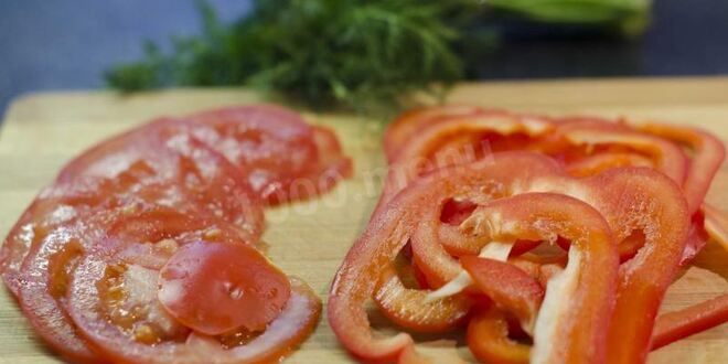 Рецепт домашней пиццы с креветками и сыром