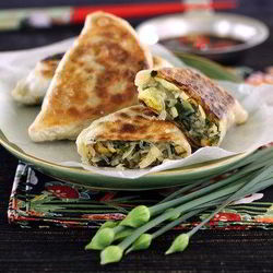 Рецепт Пиццы-рулета с творогом и кресс-салатом