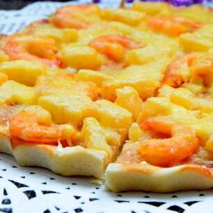 Рецепт Пиццы с ананасами и креветками