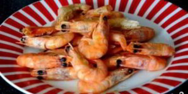 Рецепт пиццы с ананасами и креветками