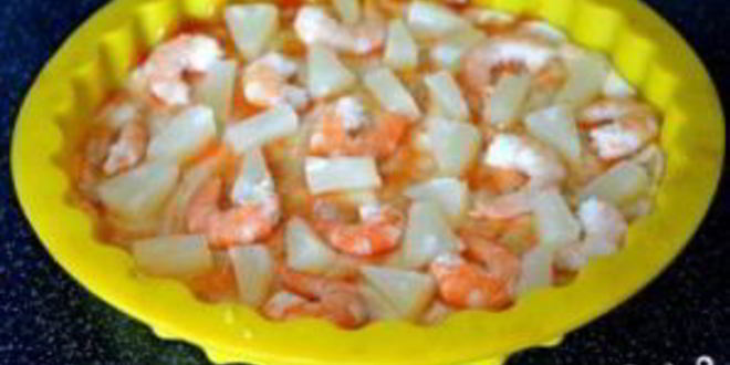 Рецепт пиццы с ананасами и креветками