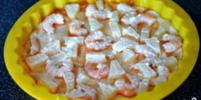 Рецепт пиццы с ананасами и креветками