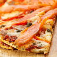 Рецепт Пиццы с лососем и овощами